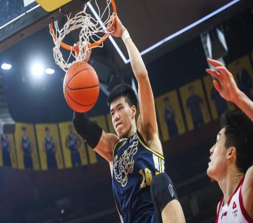 冰雪赛场,卢卡斯,弗尔斯泰因,万博manbetx体育平台,万博体育官网,万博体育app下载,ManBetX,SPORTS